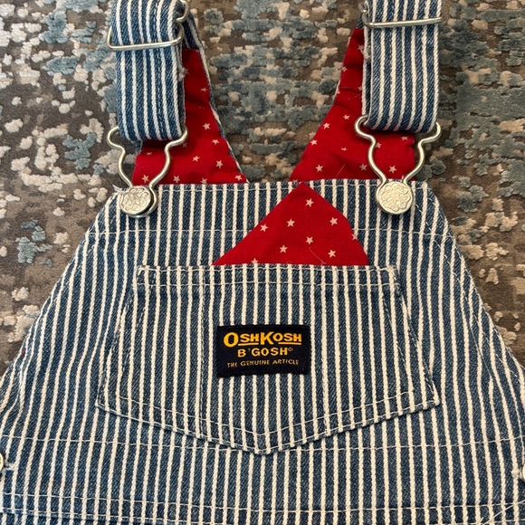 Choo-Choo Stripes OshKosh Diaper Tote All Aboard for Cute Organized Adventures - Picture 5 of 12